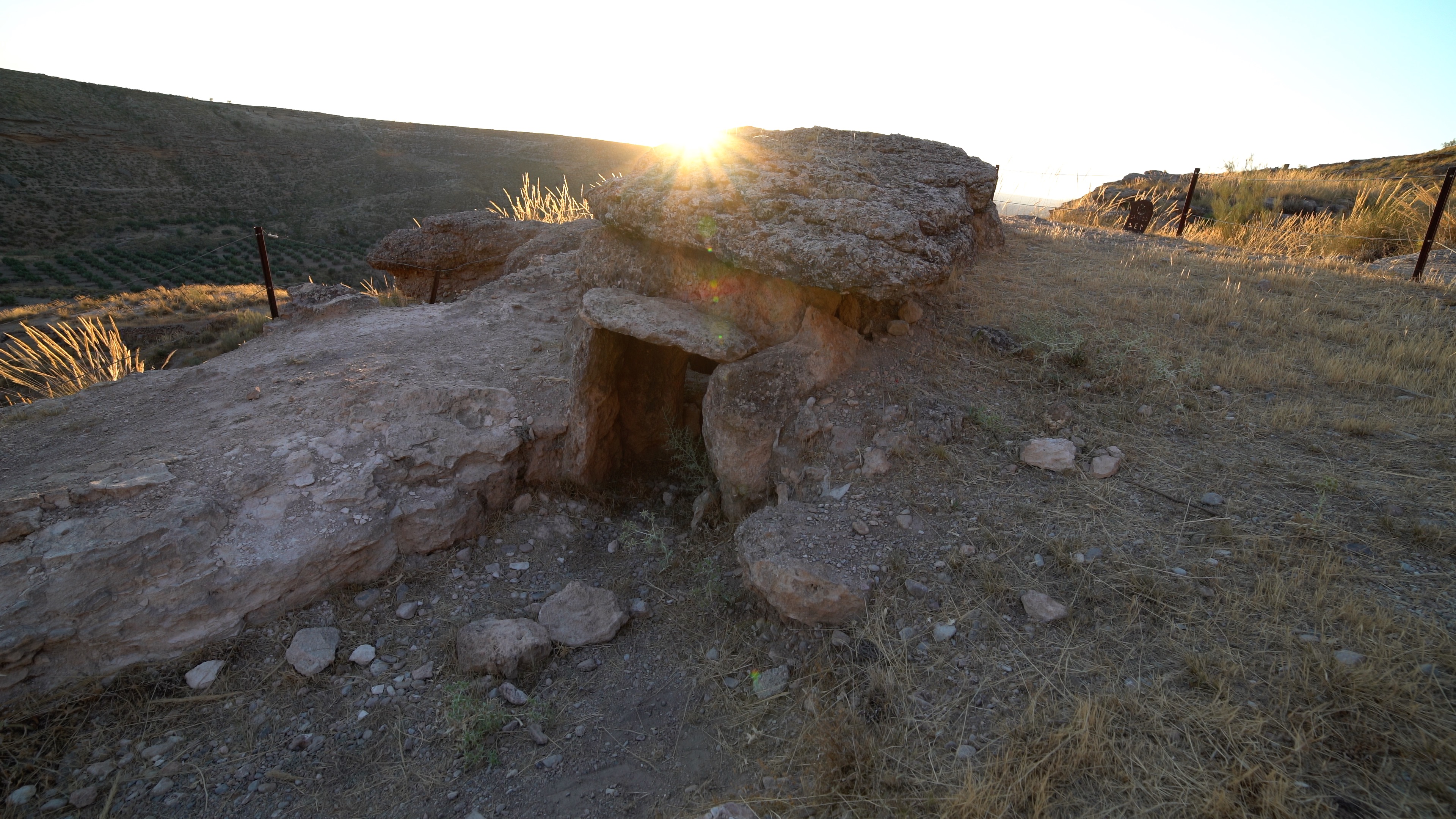 Un verdadero tesoro patrimonial y monumental integrado en un paisaje increíble que genera una sinergia que no deja a nadie indiferente.